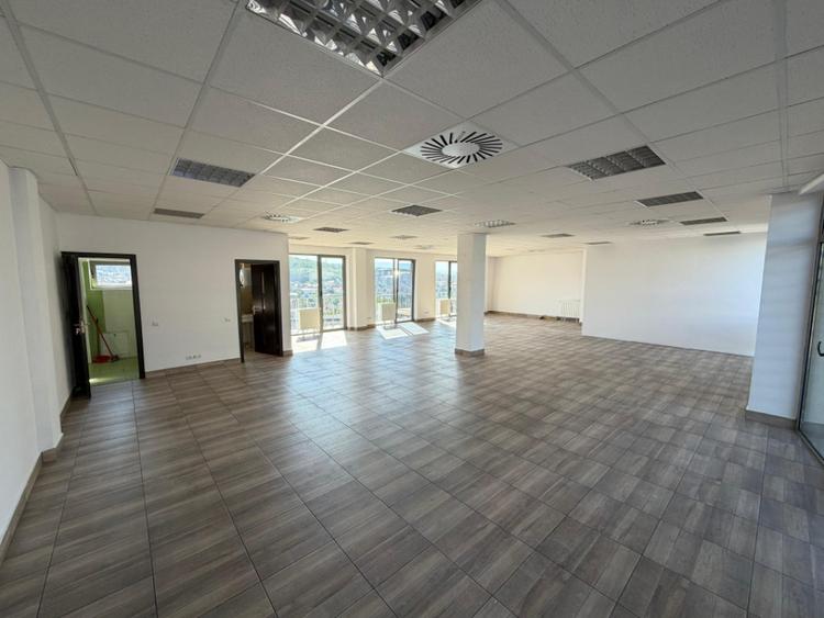Spațiu comercial, de 130 mp, în Zorilor