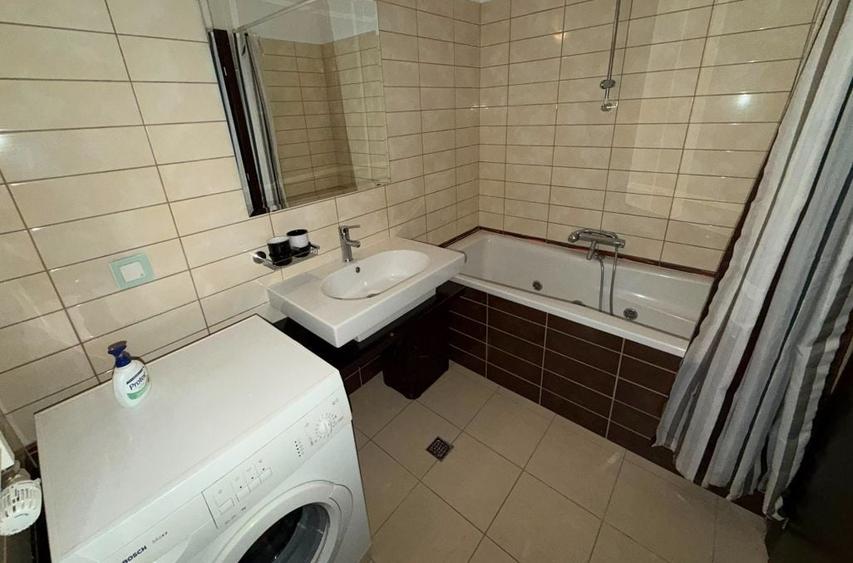 Apartament cu 2 camere decomandat, mobilat în Splaiul Unirii