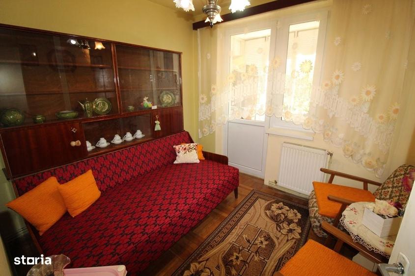 Apartament cu 4 camere în Batiz