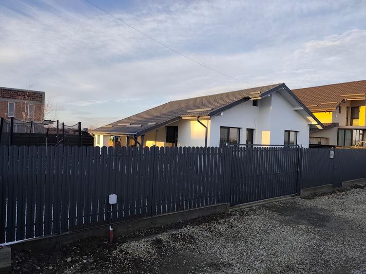 Casă individuală cu 3 camere cu Teren 344 Mp în Cosoba