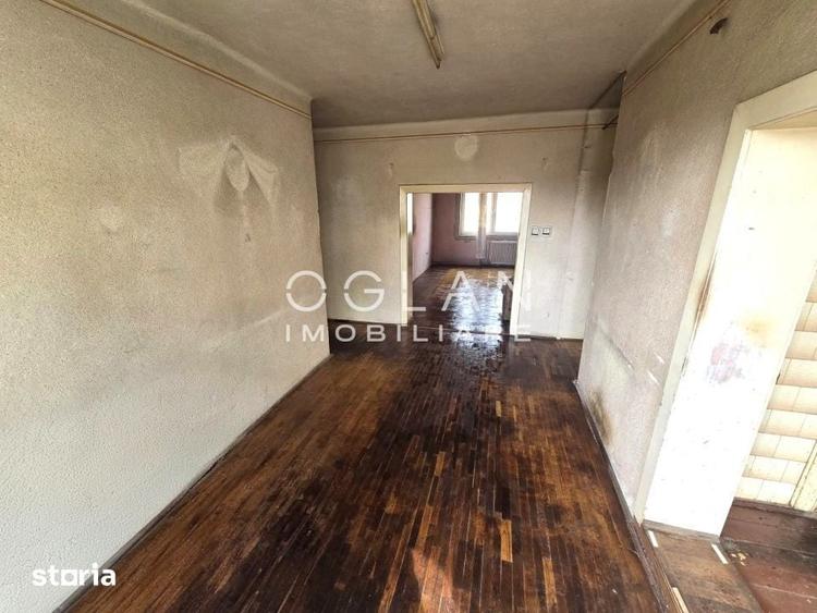 Casă cu 4 camere decomandat cu Teren 300 Mp în Terezian