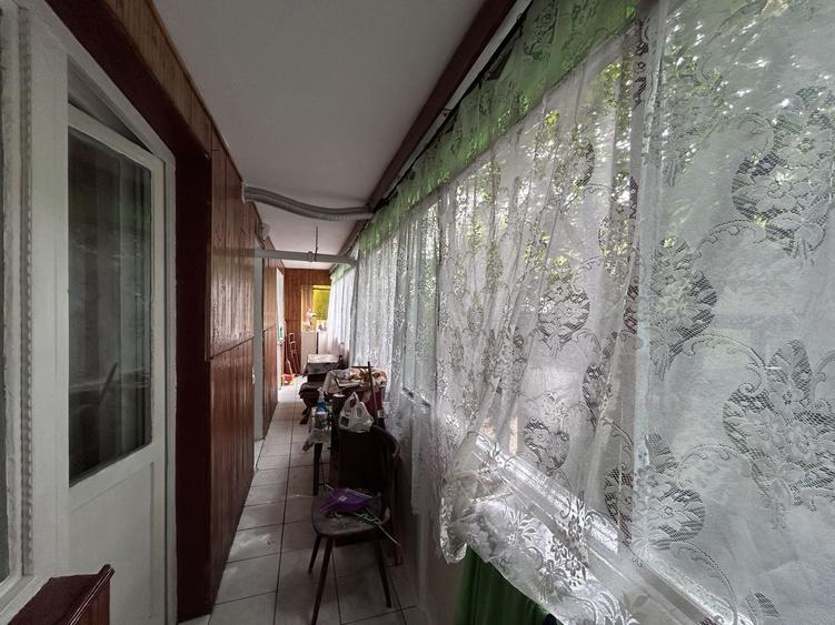 Apartament cu 2 camere decomandat, mobilat în Podgoria