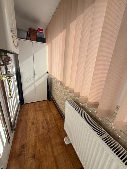 Apartament cu 2 camere decomandat în Noua