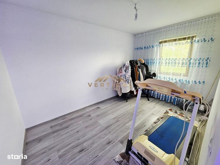 Casă cu 4 camere în Dobreni
