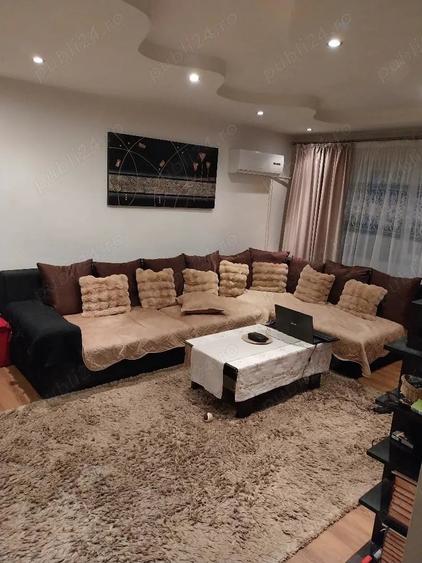 Apartament cu 3 camere decomandat în Dacia