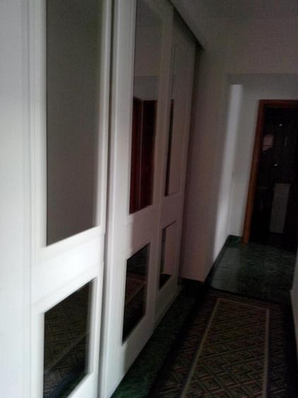 Apartament cu 3 camere decomandat, mobilat în Decebal