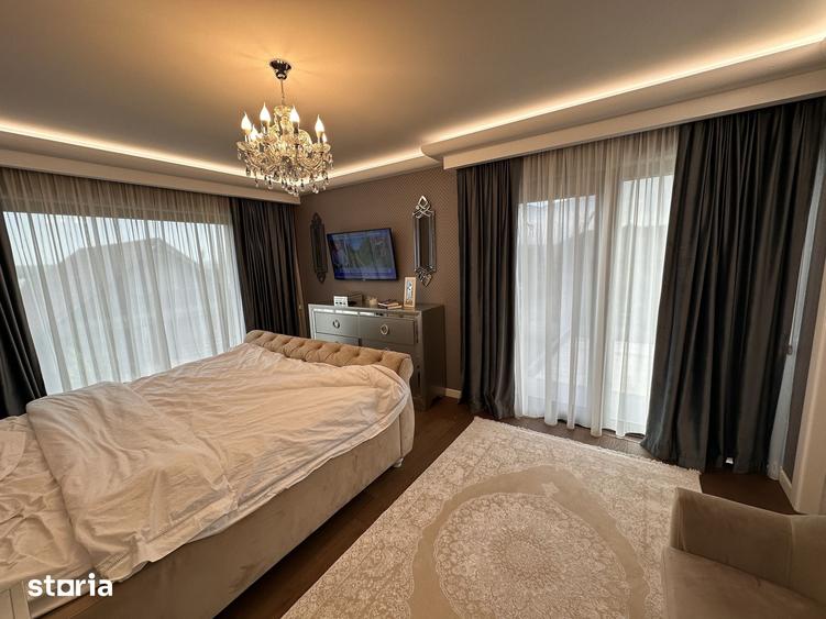 Casă cu 5 camere cu Teren 800 Mp în Central