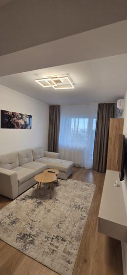 Inchiriez apartament 2 camere +loc parcare - 1