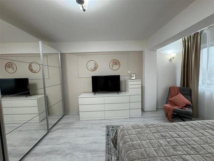 Apartament cu 2 camere decomandat în Cug