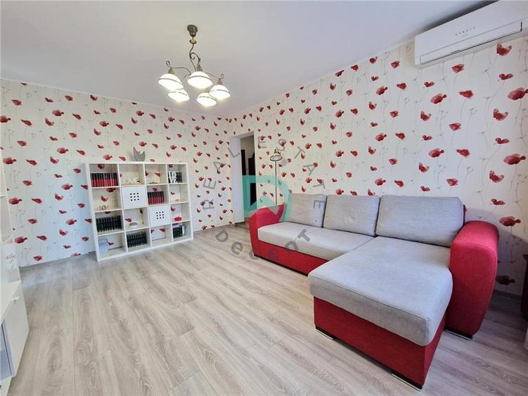 Apartament cu 2 camere decomandat în Dârste