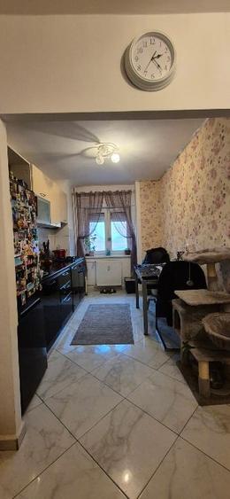 Apartament cu 2 camere decomandat în Republicii