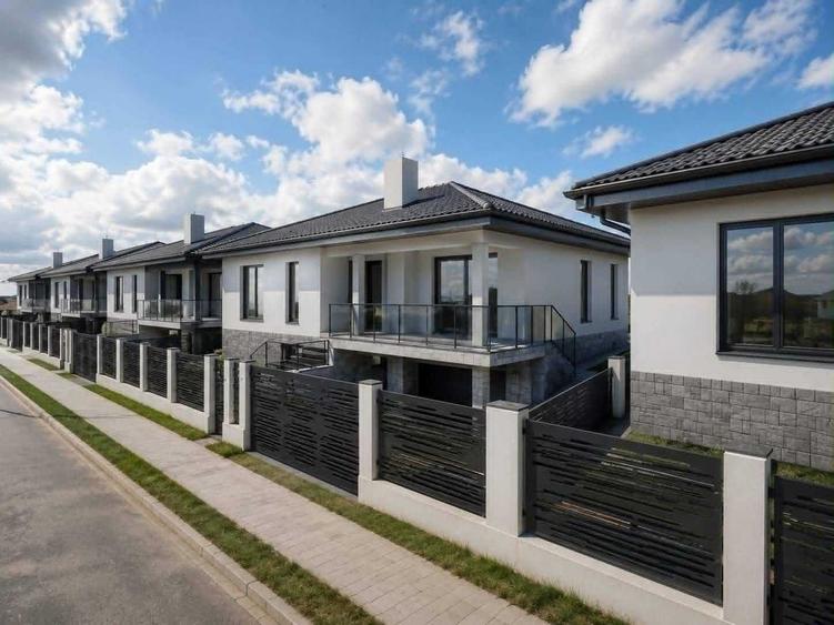 Casă cu 4 camere în Exterior Vest