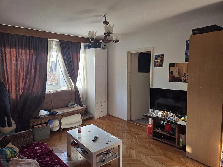 Apartament cu 3 camere decomandat în Iosefin