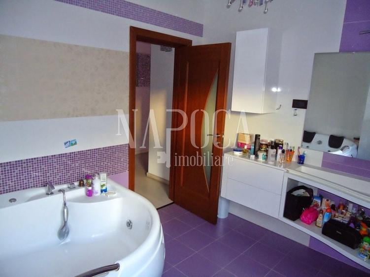 Casă individuală cu 5 camere cu Canalizare în Dâmbul Rotund