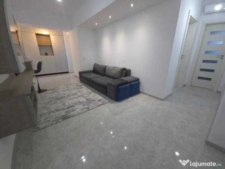 Apartament cu 2 camere decomandat în Craiovița Nouă