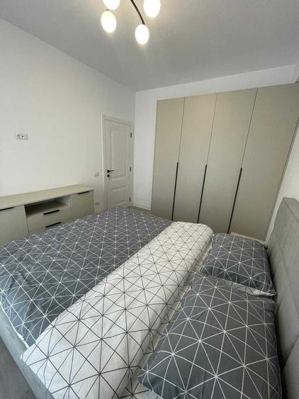 Apartament cu 2 camere decomandat în Exterior Vest