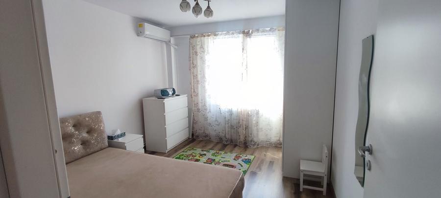 Apartament cu 2 camere decomandat în Scriitorilor
