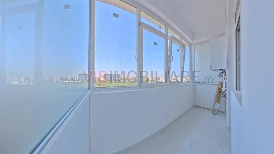 Apartament cu 5 camere decomandat în Viilor