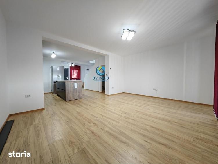 Apartament cu 4 camere, mobilat în Central
