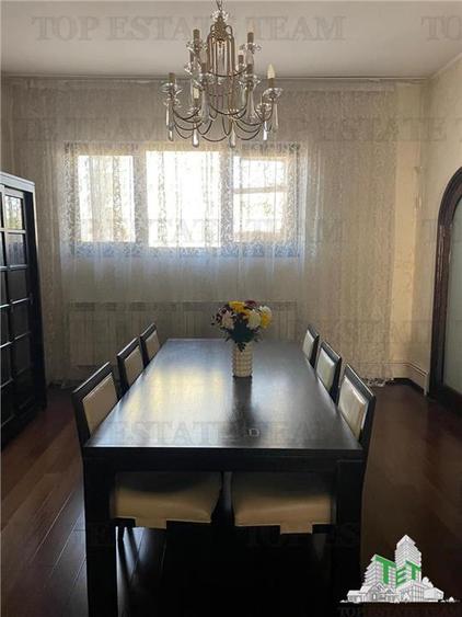 Apartament cu 3 camere semidecomandat, mobilat în Magheru