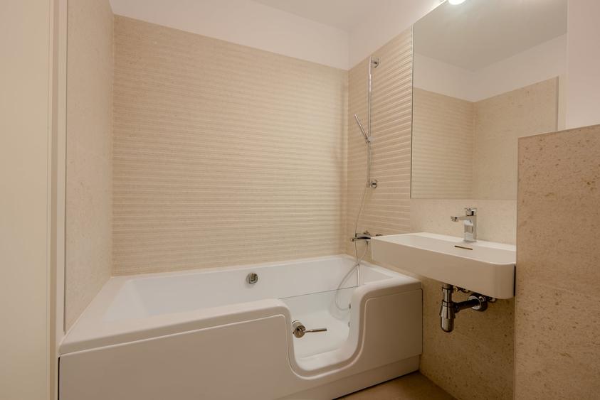 Apartament cu 2 camere semidecomandat în Floreasca