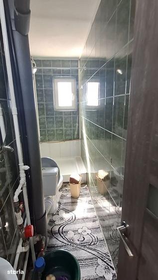 Apartament cu 2 camere în Podu Roș
