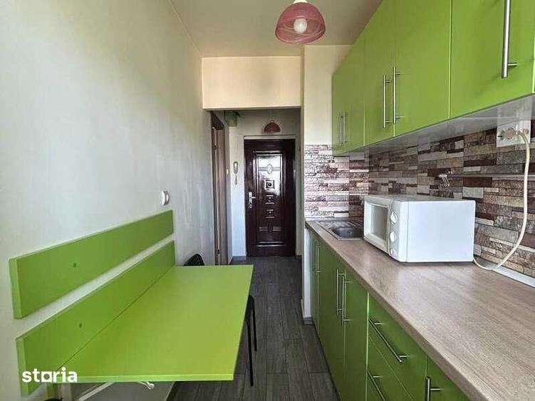 Garsonieră decomandată în Tineretului