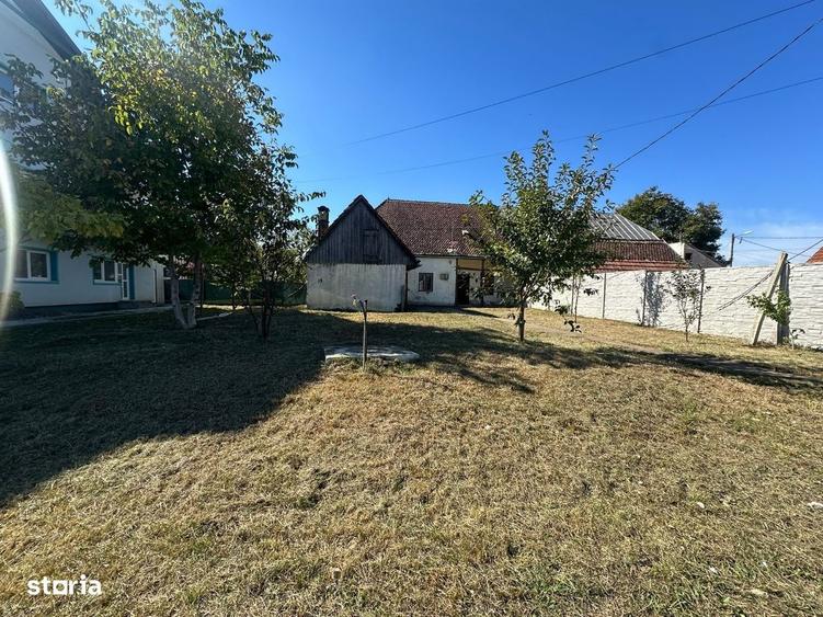 Casă cu 3 camere cu Teren 354 Mp în Tractorul