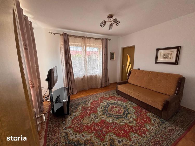 Casă cu 7 camere cu Teren 576 Mp în Mihai Eminescu