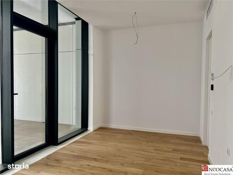 Apartament cu 4 camere în Rahova