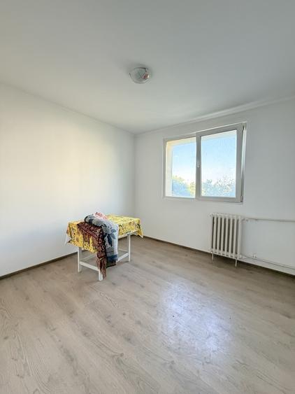 Apartament cu 2 camere semidecomandat în Progresul
