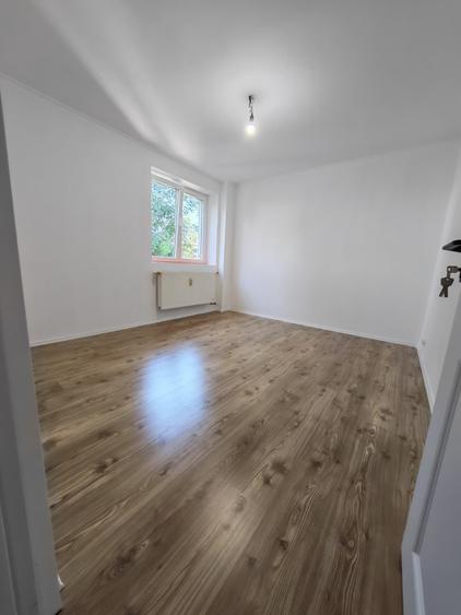 Apartament cu 2 camere semidecomandat în Titan