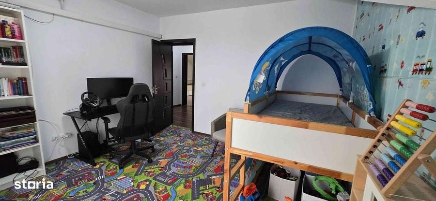 Casă cu 4 camere în Copăcelu