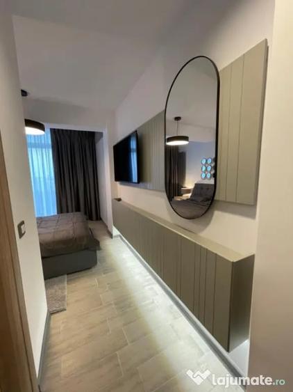 Apartament cu 3 camere decomandat în Nord