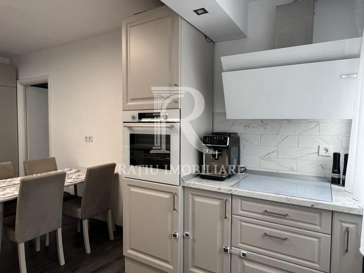 Apartament cu 3 camere nedecomandat, mobilat în Nufărul