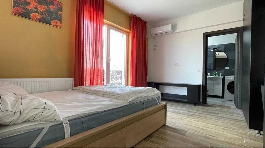Garsonieră decomandată în Apărătorii Patriei