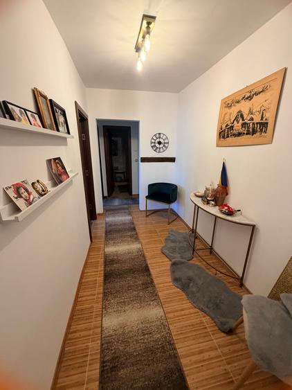 Apartament cu 3 camere în Alexandru cel Bun