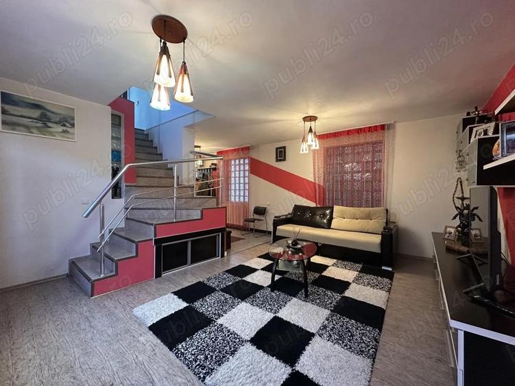 Casă cu 2 camere cu Teren 360 Mp în Central