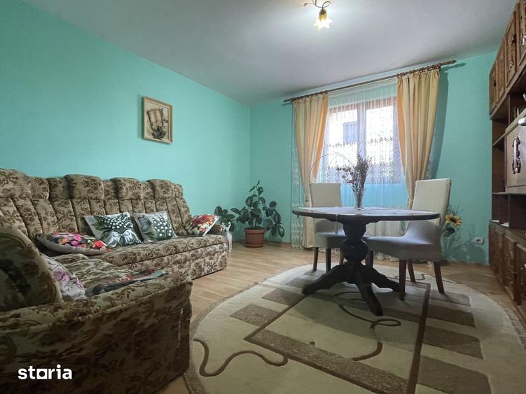 Casă cu 5 camere cu Teren 576 Mp în Central