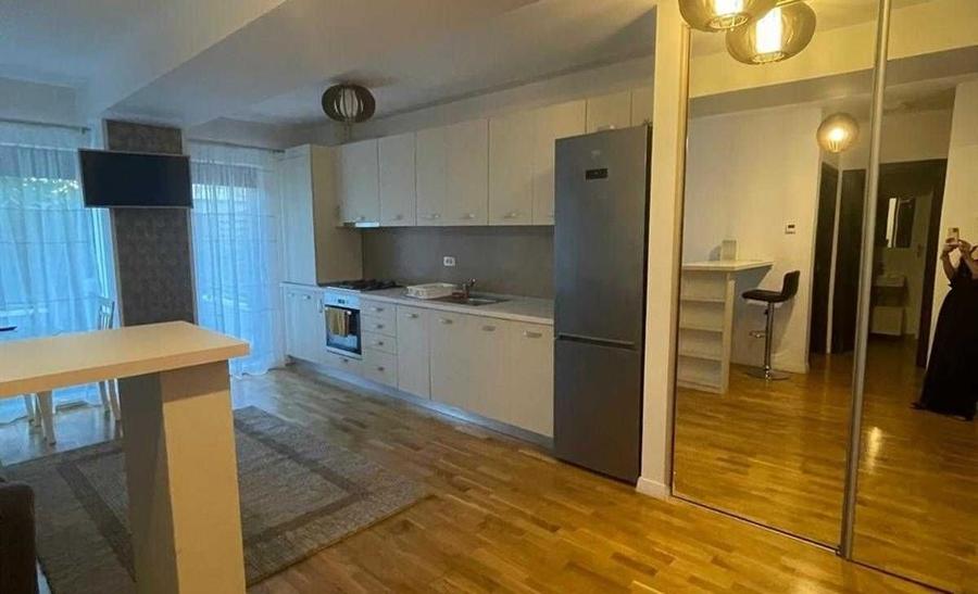 Apartament cu 2 camere semidecomandat în Domenii