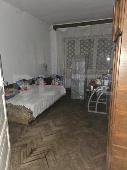 Casă individuală cu 4 camere decomandat cu Canalizare în Titulescu
