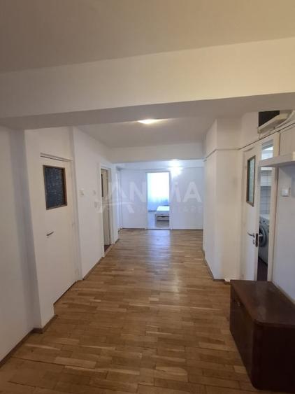 Apartament 4 camere, 3 balcoane, parcare in Piața Cipariu - 3