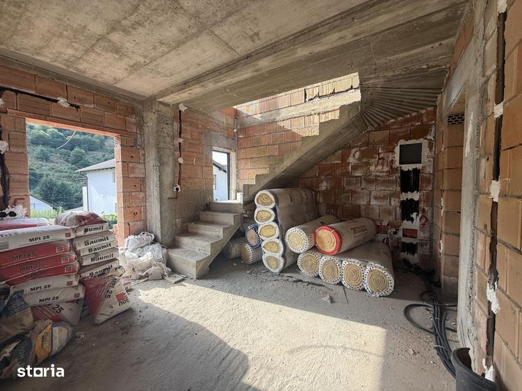 Duplex Semifinisat -SU 125 mp | ST 300 mp | 4 camere - Tautiului | Flo - 5