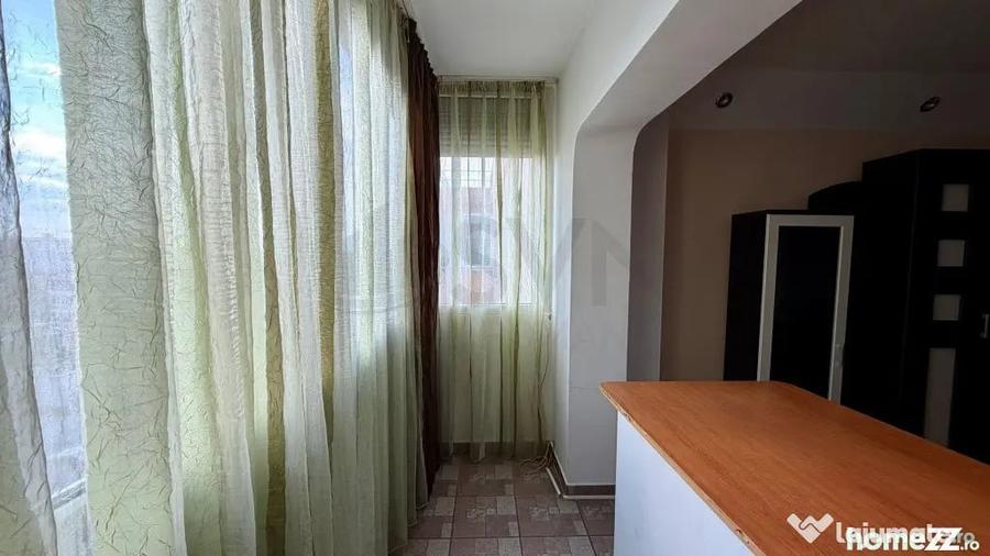 Apartament cu 2 camere decomandat în Moșilor