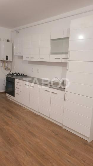 Apartament cu 3 camere decomandat, mobilat în Mihai Viteazul