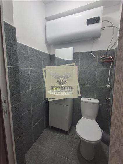 Garsonieră decomandată, mobilată în Vasile Aaron