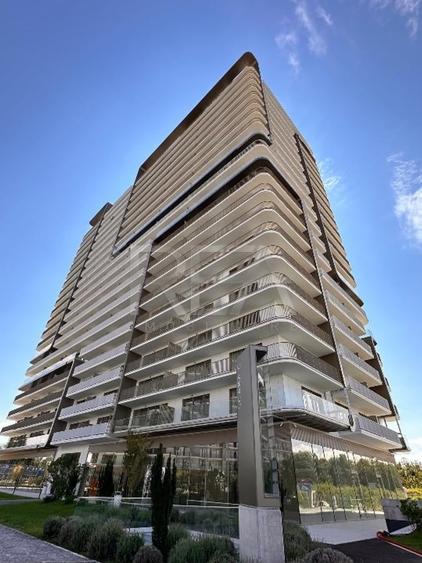 Apartament cu 3 camere semidecomandat în Aviației
