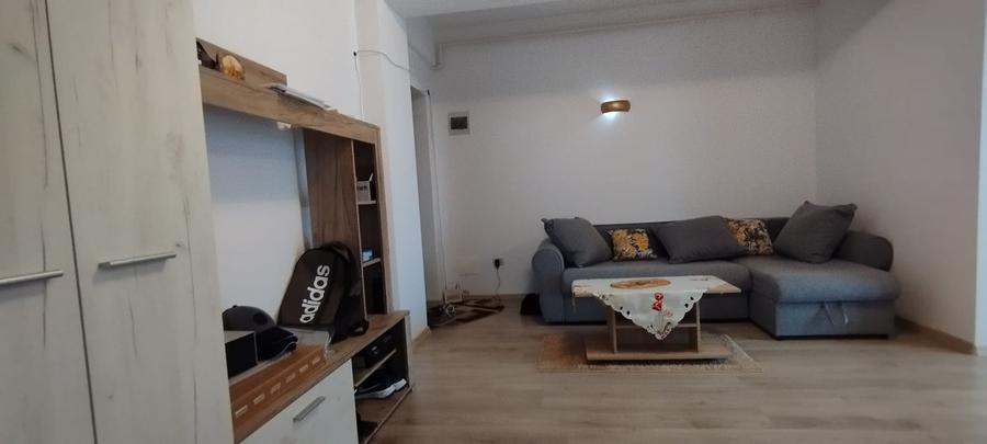 Apartament cu 2 camere semidecomandat, mobilat în Popas Păcurari