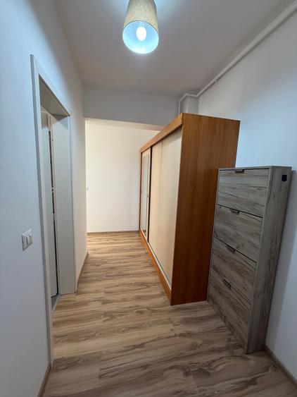 Garsoniera moderna in bloc nou, centrala proprie la 3 minute de metrou - 3