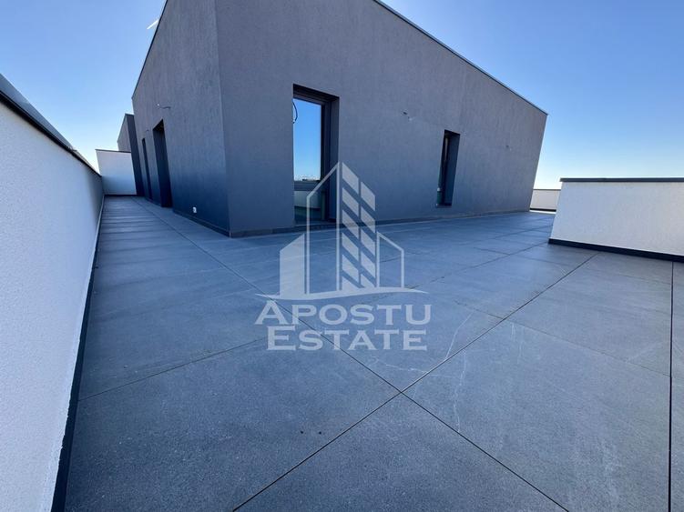 Apartament cu 3 camere decomandat în Torontalului